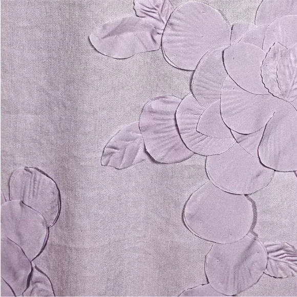 NWT Antonio Melani
Willow Floral Applique Short Sleeve Mock Neck Midi Dress - Picture 3 of 6